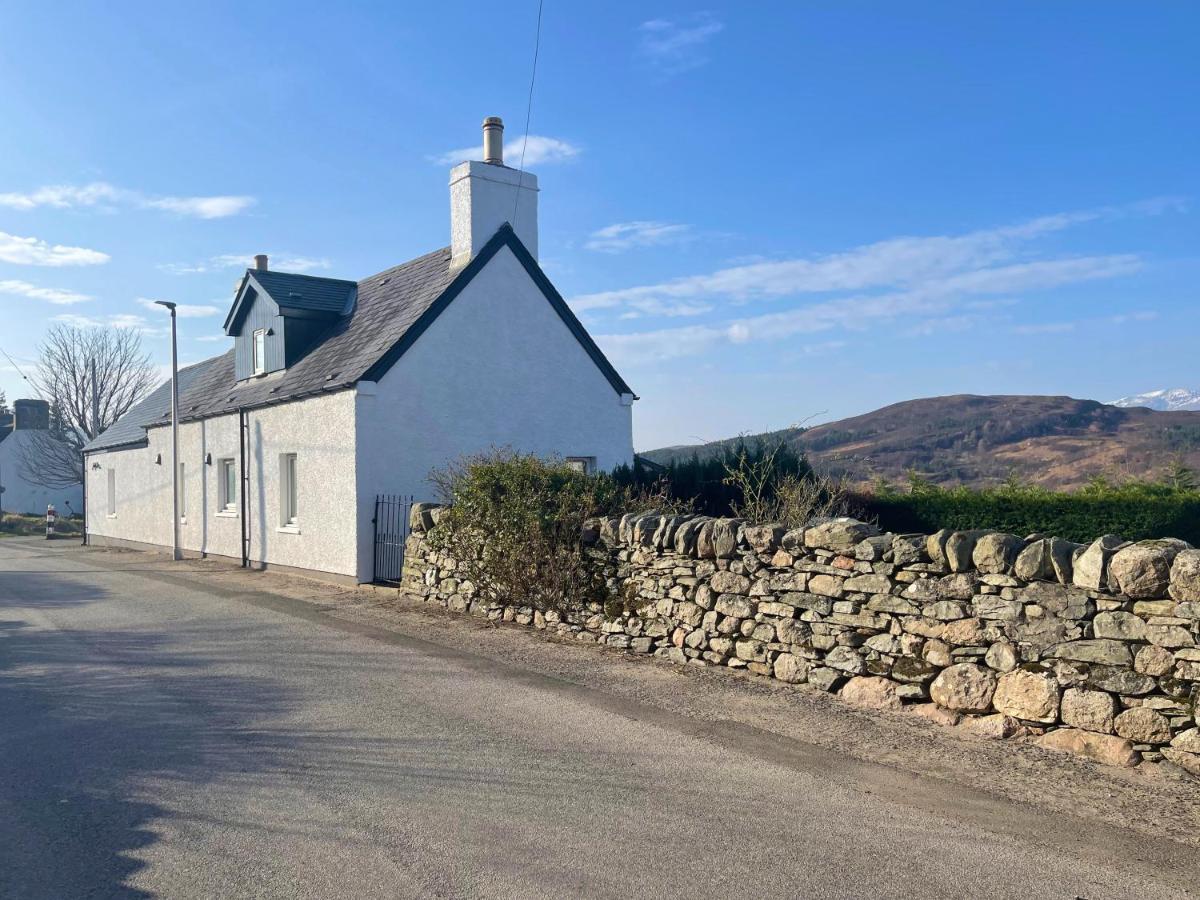 Smithy House Villa Tongue Exterior foto